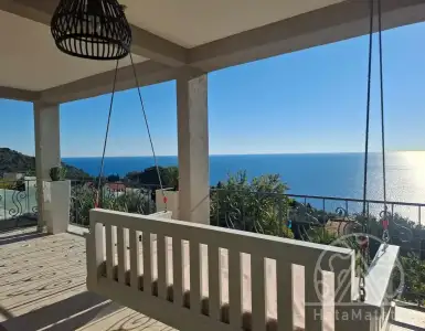 Buy in Montenegro for 590000€