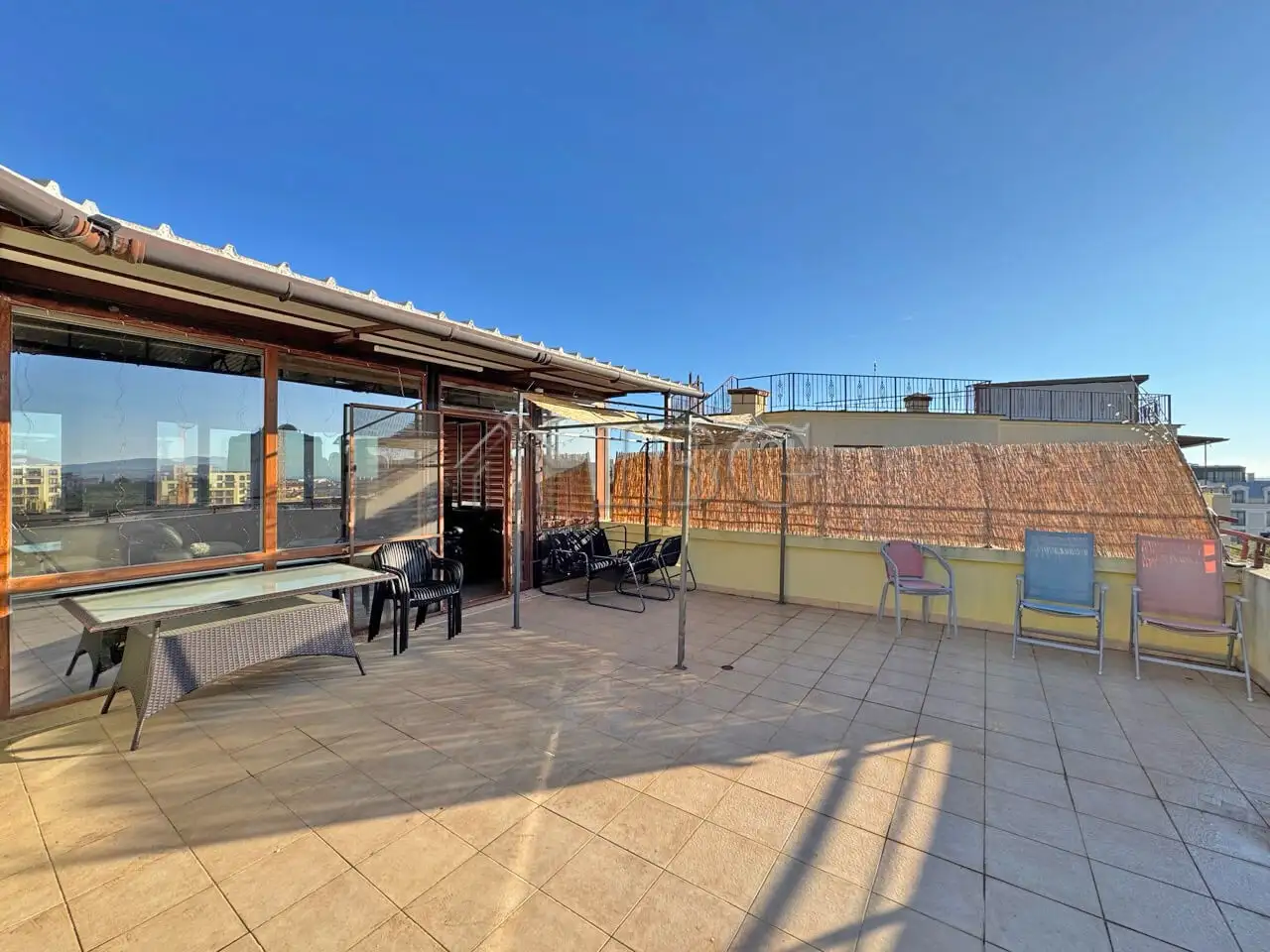 Flat 148m² in Bulgaria, Sveti Vlas. Priced at 125000€ rent photo-4