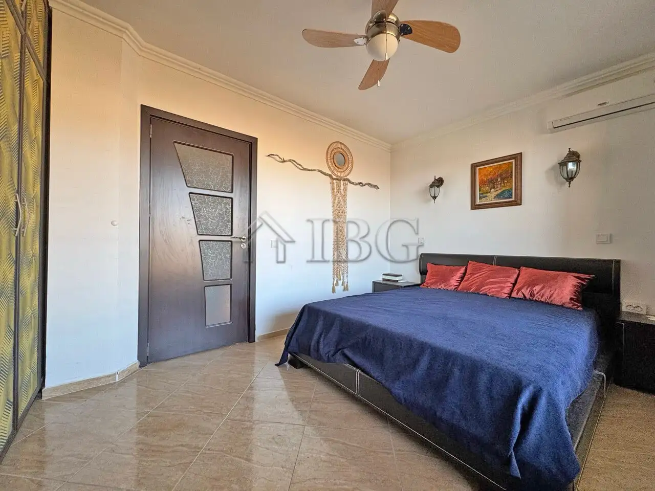 Flat 148m² in Bulgaria, Sveti Vlas. Priced at 125000€ rent photo-14