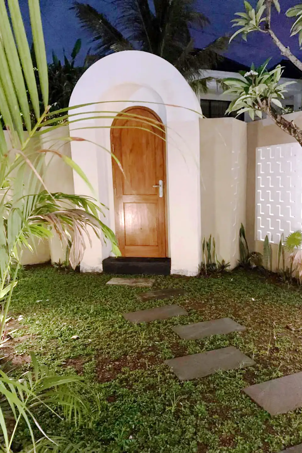 Villa 120m² in Indonesia, Canggu. Priced at 15000$ rent photo-4