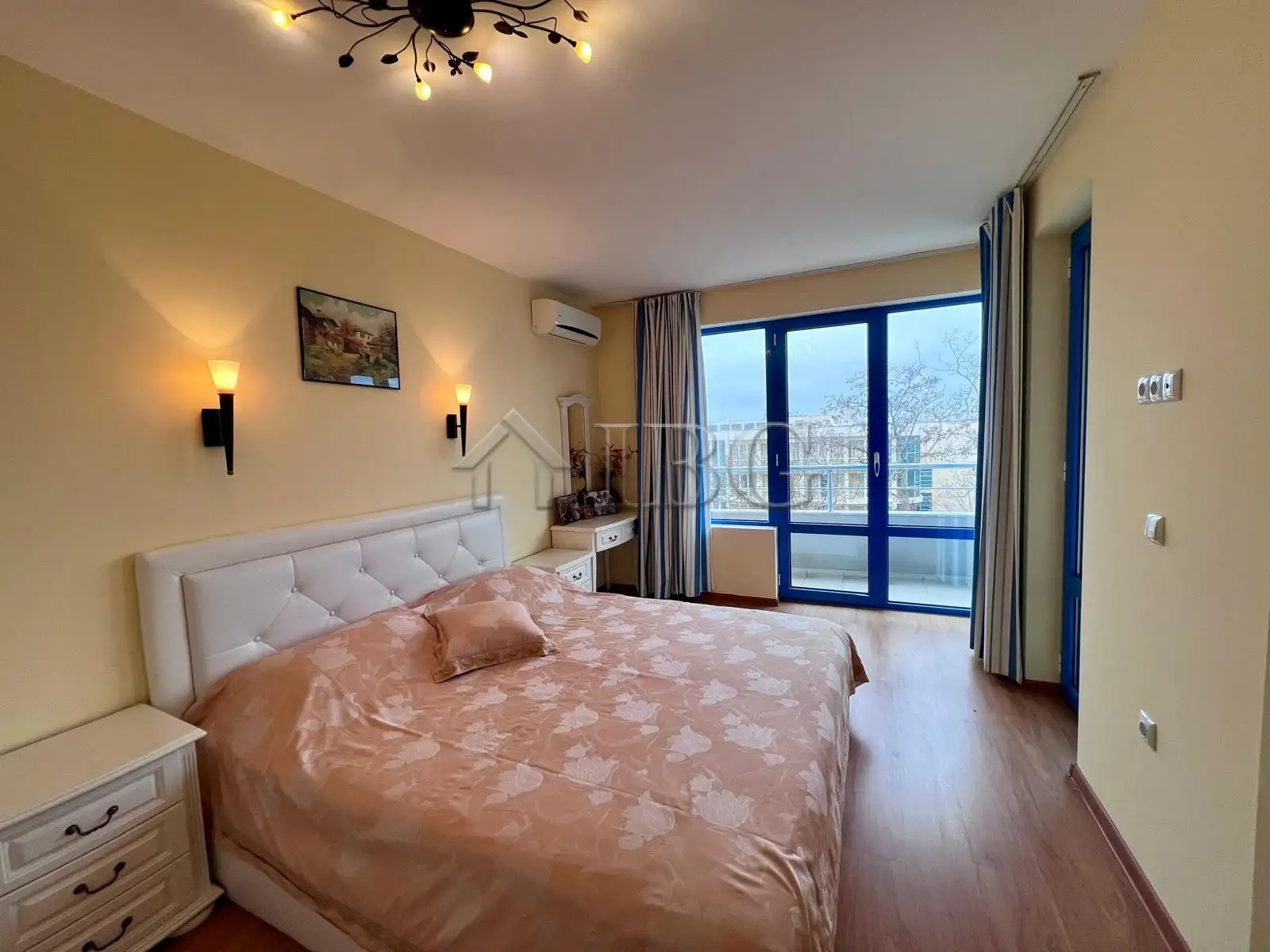 Flat 83m² in Bulgaria, Sunny Beach. Priced at 96000€ rent photo-12