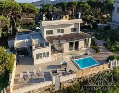 Buy in Italy for 6000000€