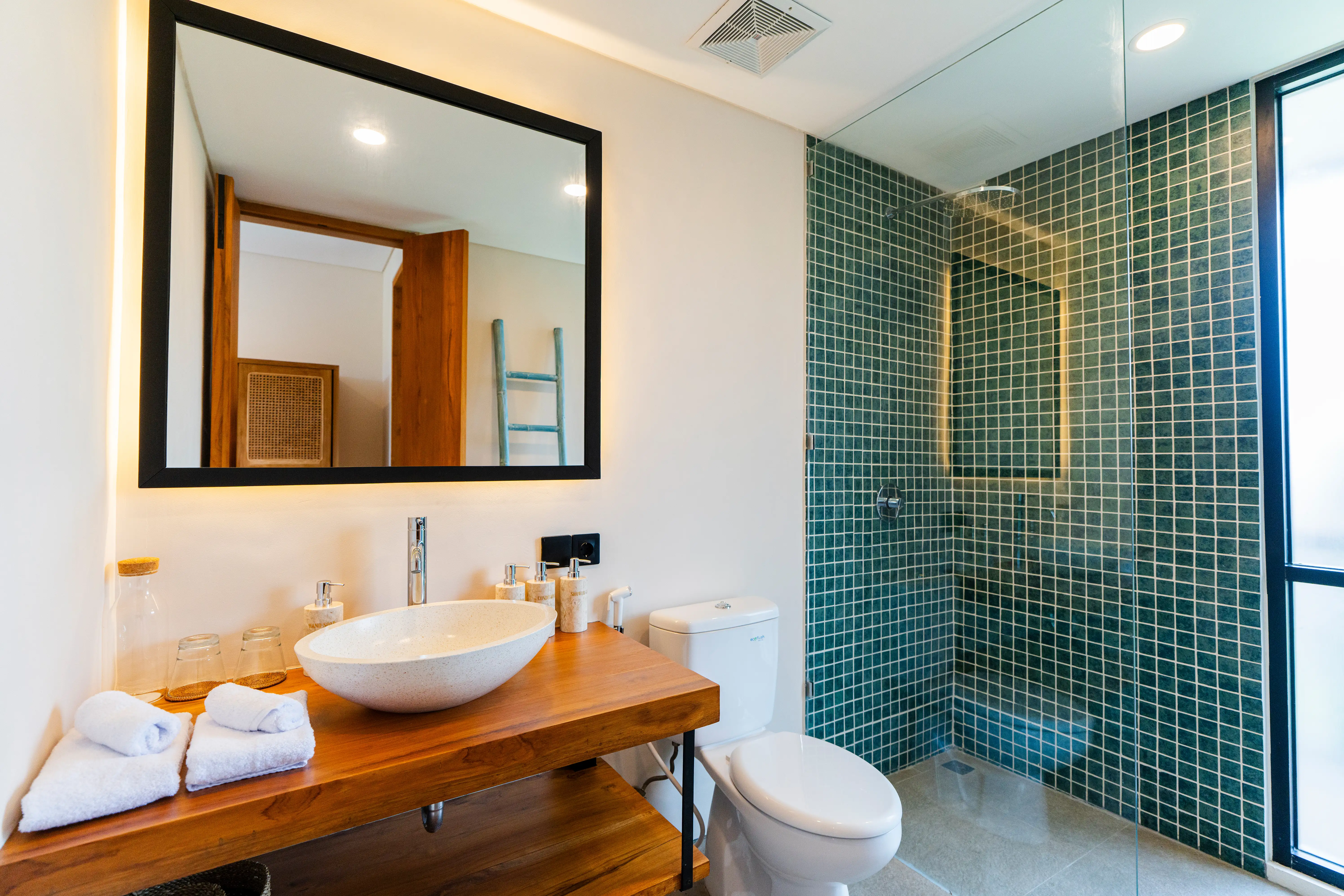 Villa 102m² in Indonesia, Canggu. Priced at 230000$ rent photo-3