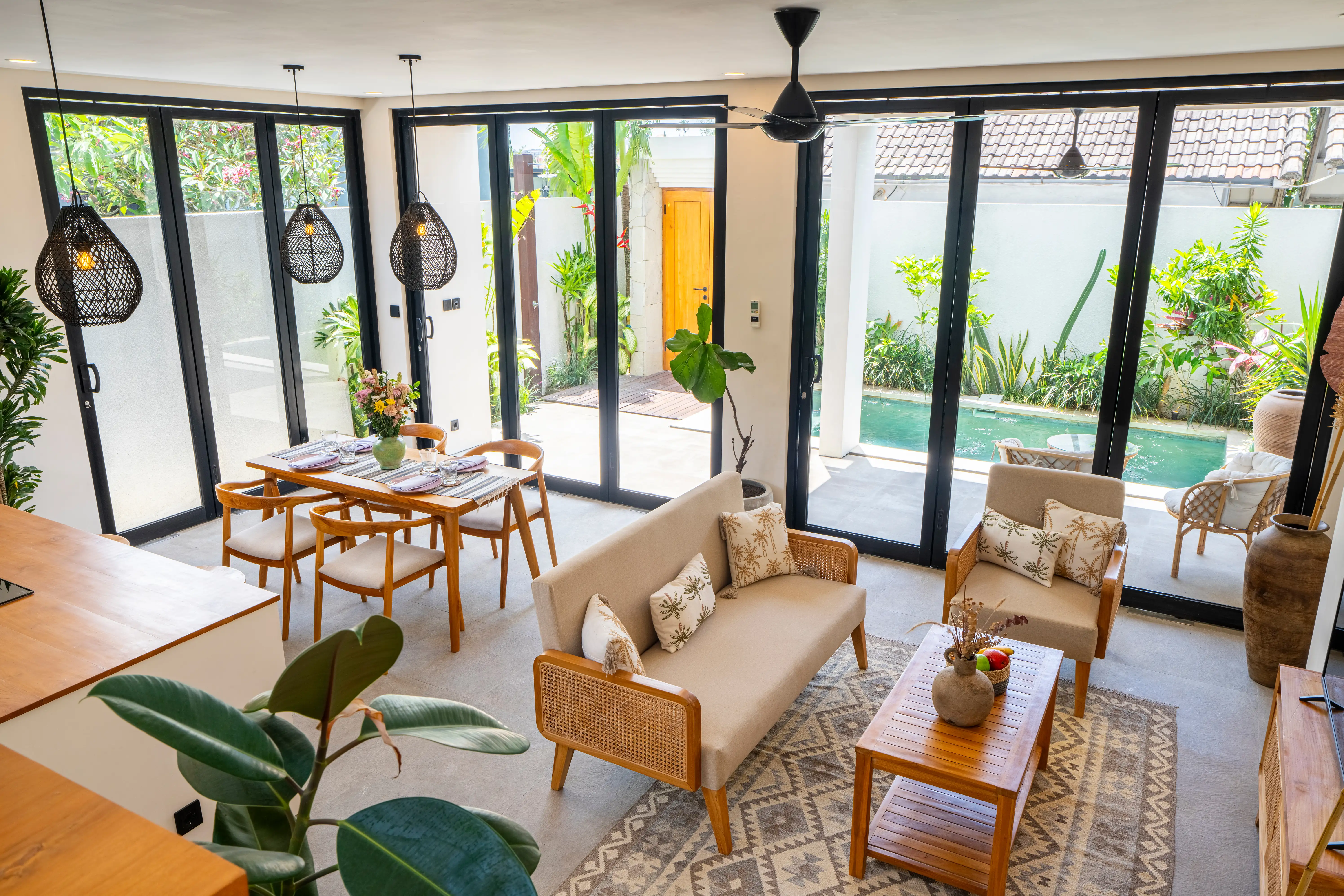 Villa 102m² in Indonesia, Canggu. Priced at 230000$ rent photo-14