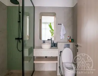 Rent in Indonesia for 35569$