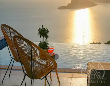 Buy in Montenegro for 1385000€