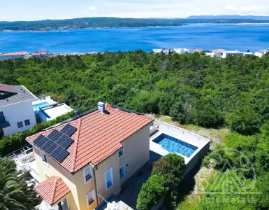 Buy in Croatia for 890000€