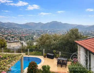 Buy in Montenegro for 500000€