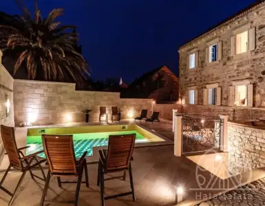 Buy in Croatia for 2300000€