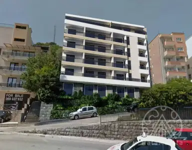 Buy in Montenegro for 163400€