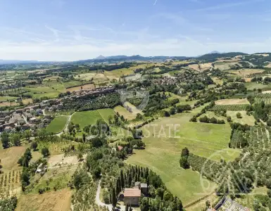 Buy in Italy for 1380000€