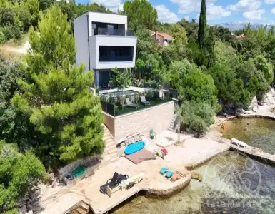 Buy in Croatia for 1500000€