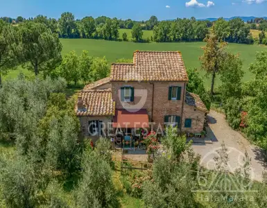Buy in Italy for 365000€