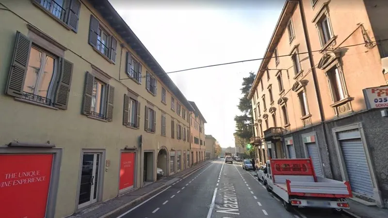 Flat 80m² in Italy, Bergamo. Priced at 155392£ rent photo-2