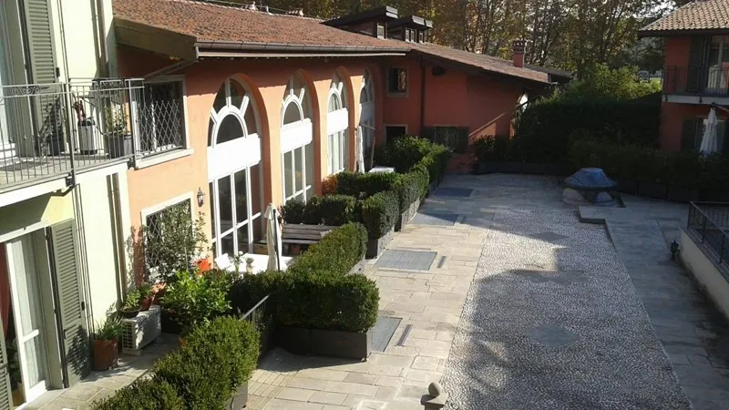 Flat 80m² in Italy, Bergamo. Priced at 155392£ rent photo-3