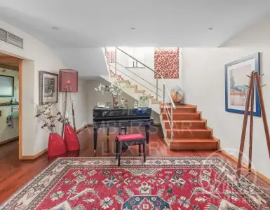 Buy in Portugal for 2990000€