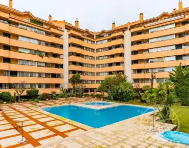 Buy in Portugal for 629000€