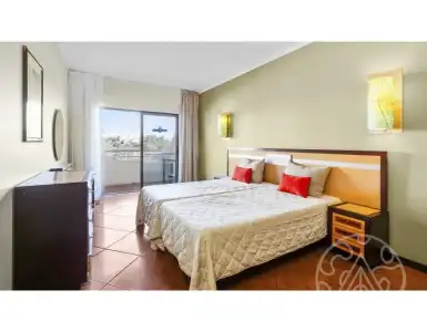 Buy in Portugal for 220000€