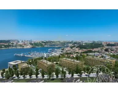 Buy in Portugal for 310000€