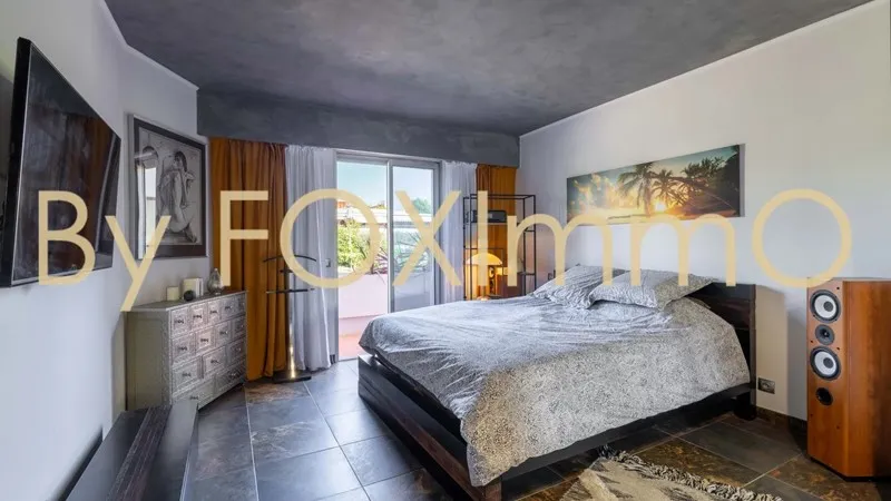 Flat 96.41m² in France, Antibes. Priced at 561011£ rent photo-3