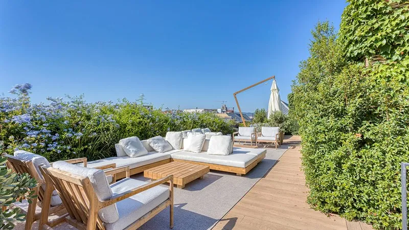 Flat 60m² in Spain, Barcelona. Priced at 953719£ rent photo-1