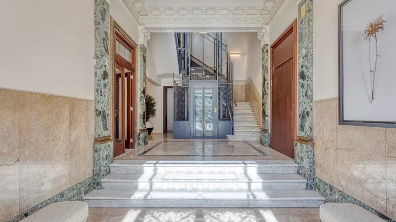 Flat 60m² in Spain, Barcelona. Priced at 953719£ rent photo-2