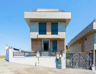 Buy in Turkey for 990000$