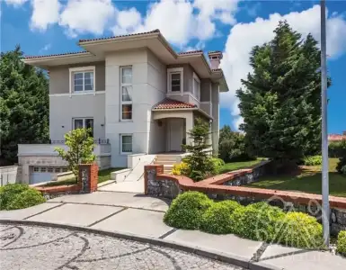 Buy in Turkey for 2635200$