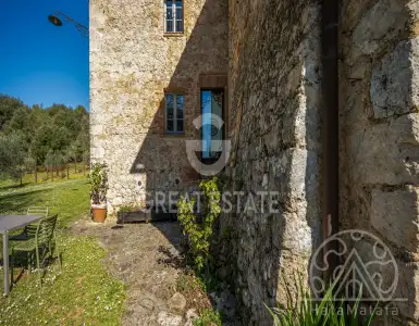 Buy in Italy for 1130000€