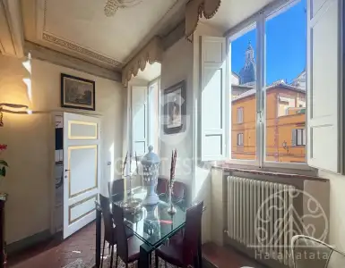 Buy in Italy for 630000€