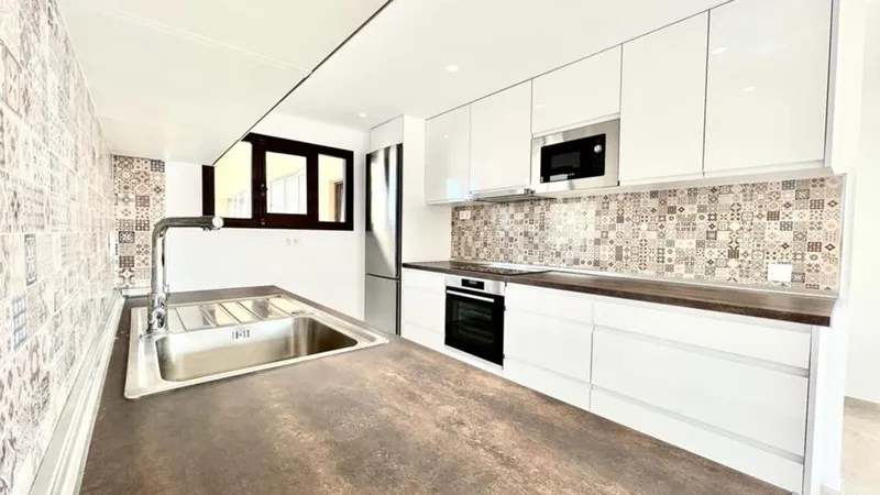 Flat 100m² in Spain, Fuengirola. Priced at 283624£ rent photo-5