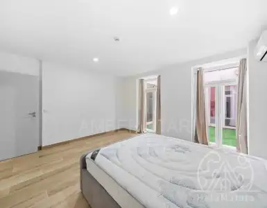 Buy in Portugal for 380000€