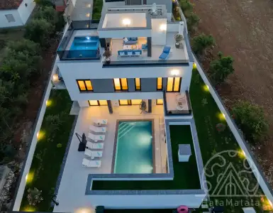 Buy in Croatia for 1390000€