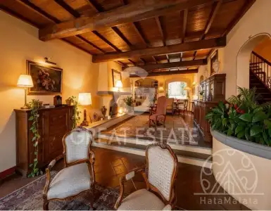 Buy in Italy for 3700000€