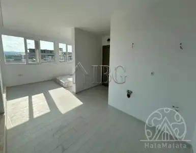 Buy in Bulgaria for 182182€