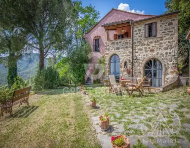 Buy in Italy for 1000000€
