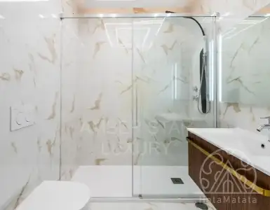 Buy in Portugal for 1390000€