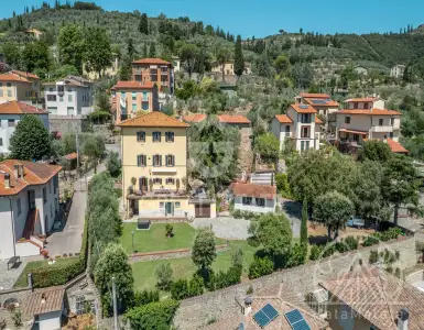 Buy in Italy for 1250000€