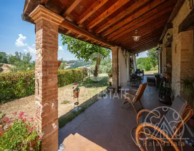 Buy in Italy for 1150000€