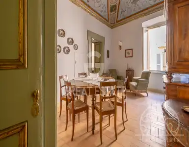 Buy in Italy for 1250000€