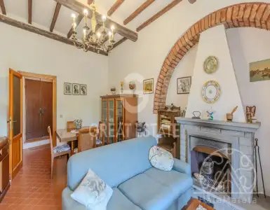 Buy in Italy for 140000€