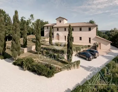 Buy in Italy for 2450000€