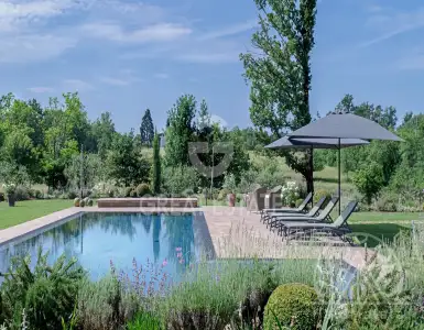 Buy in Italy for 1300000€