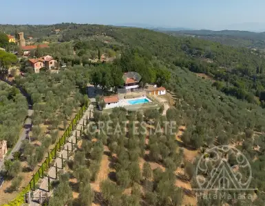 Buy in Italy for 1190000€