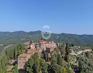 Buy in Italy for 2800000€
