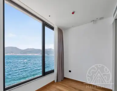 Buy in Montenegro for 2000000€