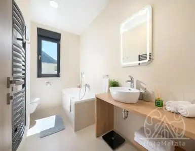 Buy in Croatia for 990000€