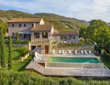 Buy in Italy for 4000000€