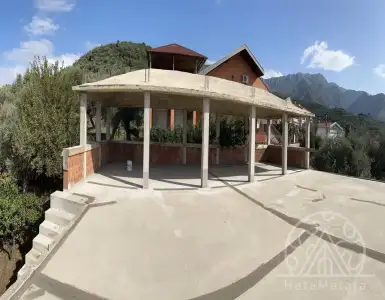 Buy in Montenegro for 176930€