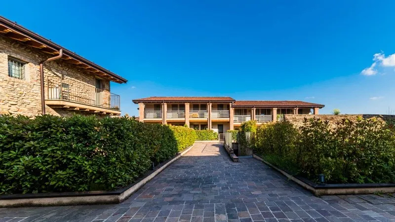 Flat 110m² in Italy, Bergamo. Priced at 256087£ rent photo-4